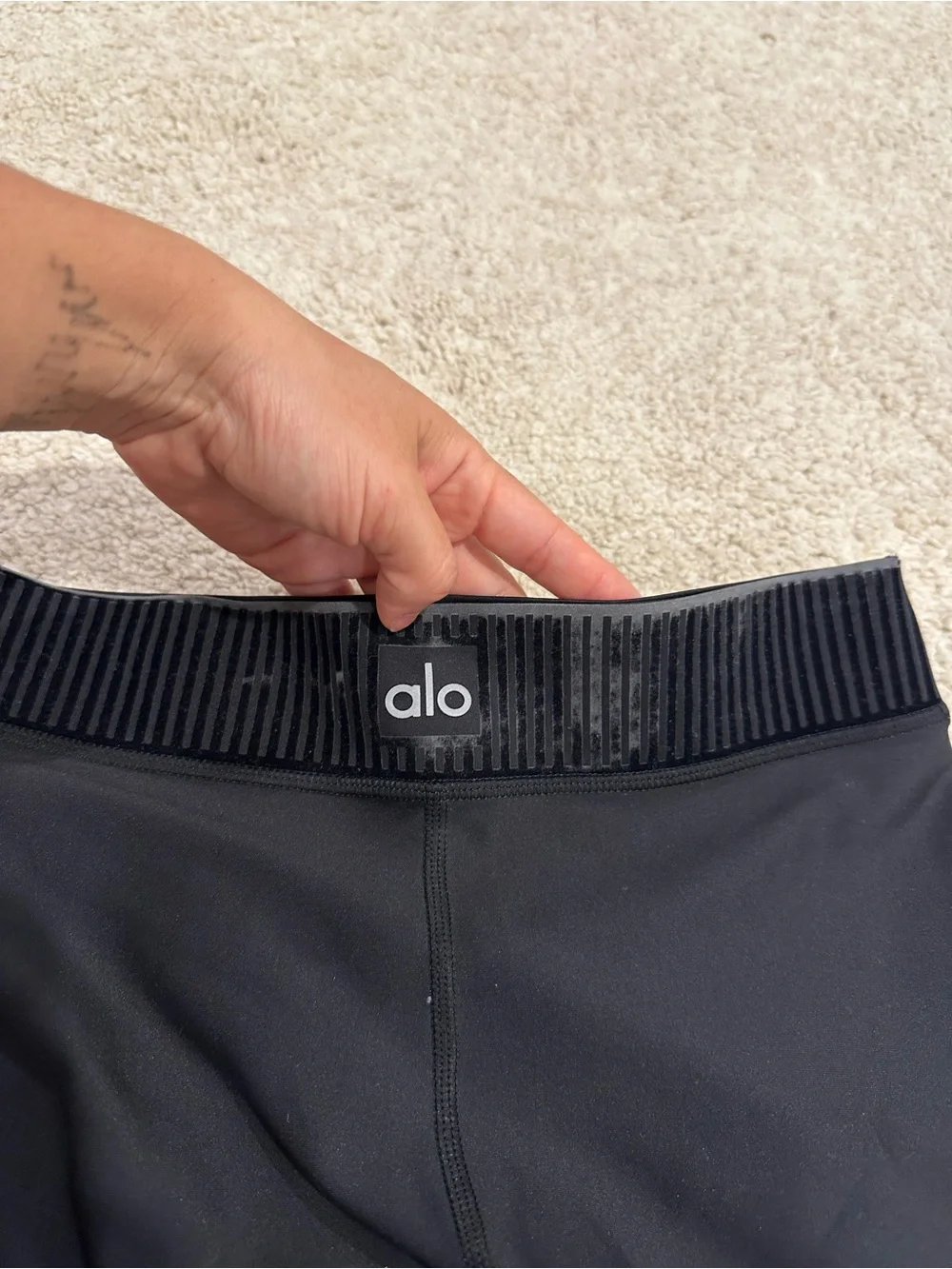 ALO Yoga Black Seam-Detail Leggings